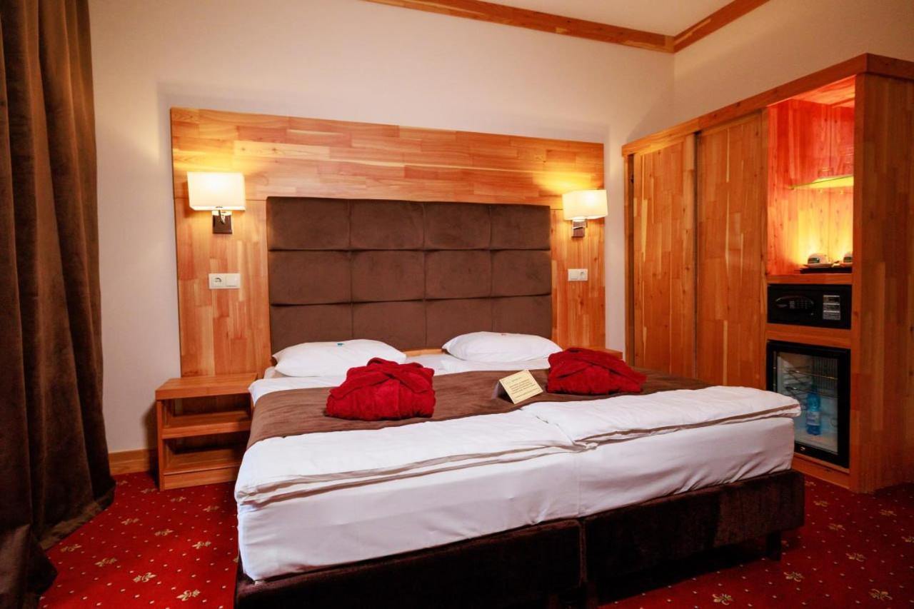 Romantik Spa Hotel Yaremche Dış mekan fotoğraf
