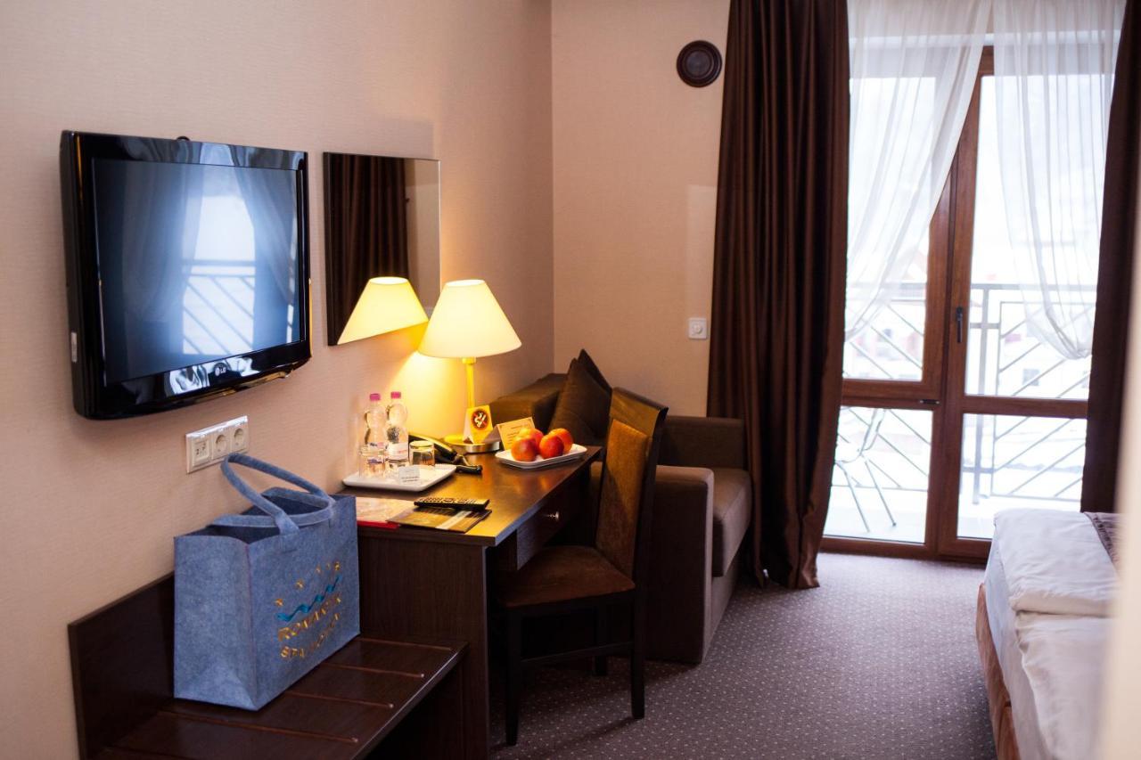Romantik Spa Hotel Yaremche Dış mekan fotoğraf