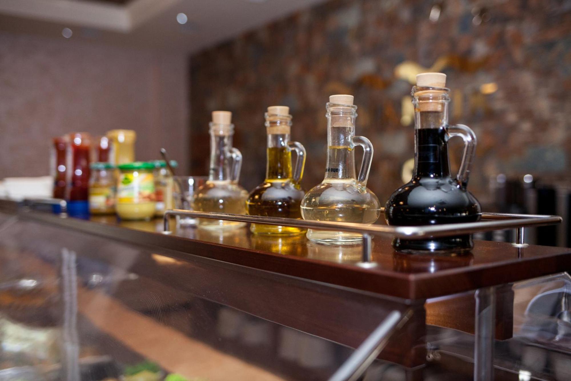 Romantik Spa Hotel Yaremche Dış mekan fotoğraf