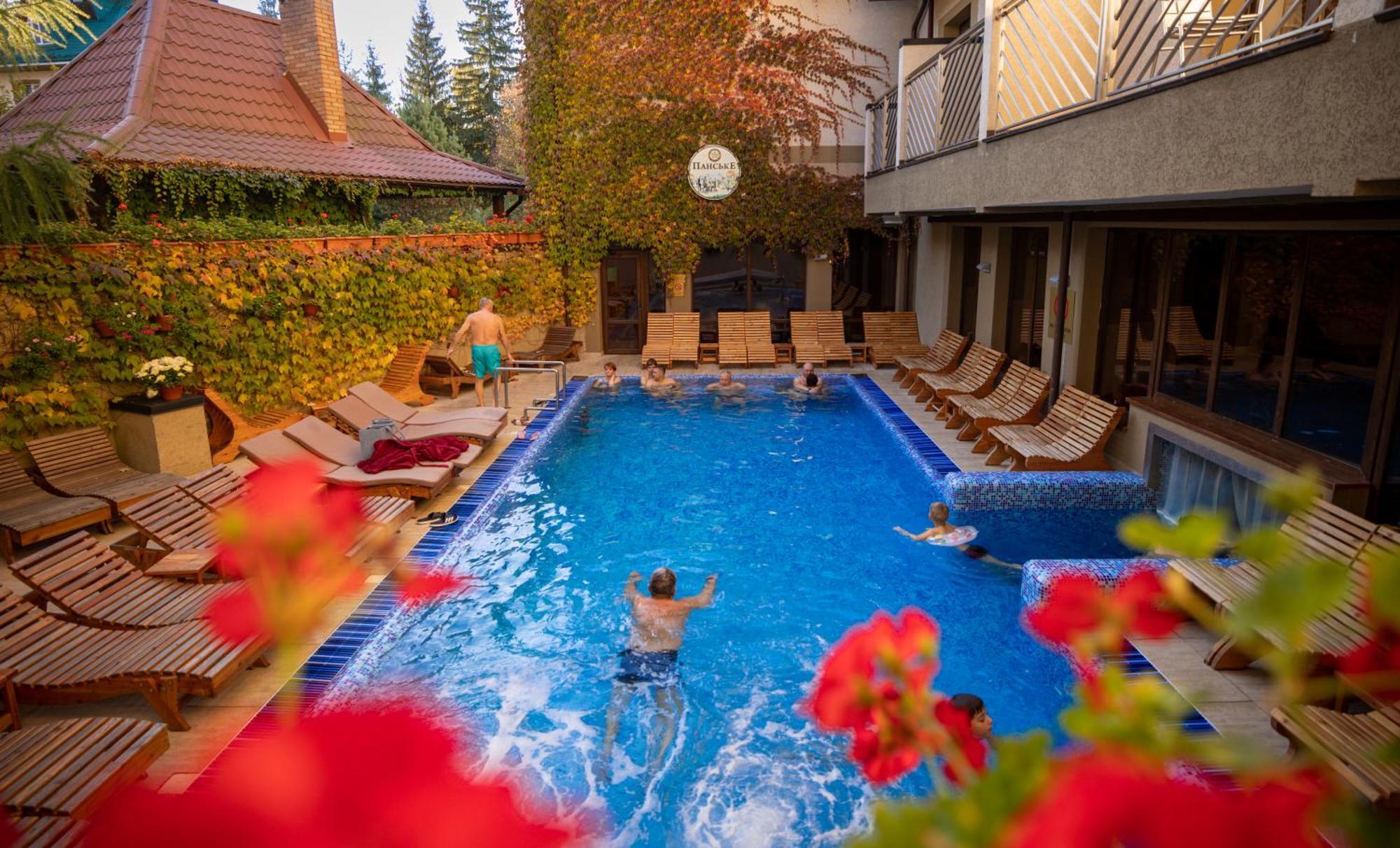 Romantik Spa Hotel Yaremche Dış mekan fotoğraf